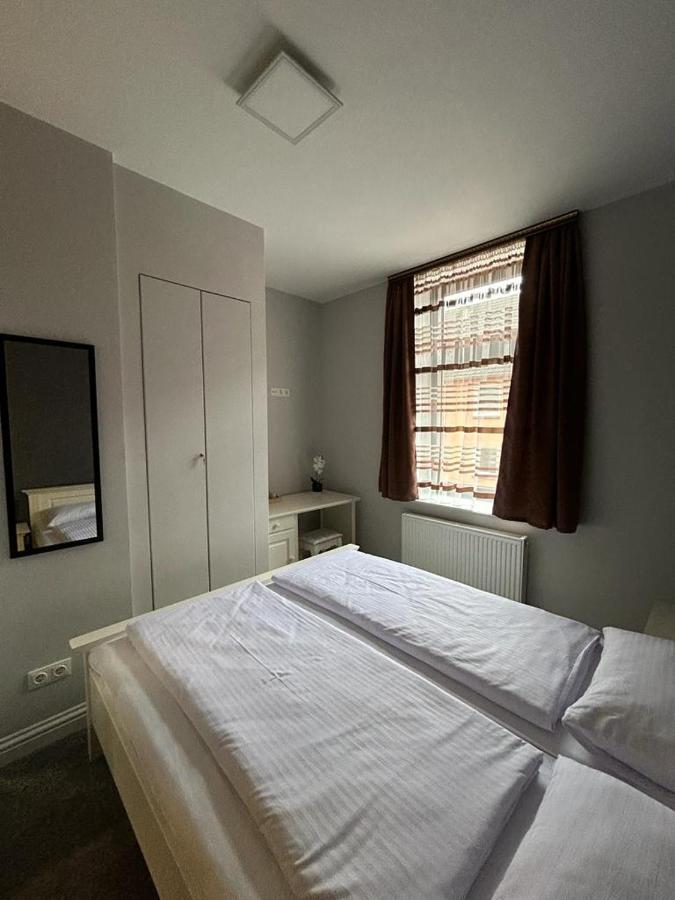 Sia Apartments Hotel Essen Bagian luar foto